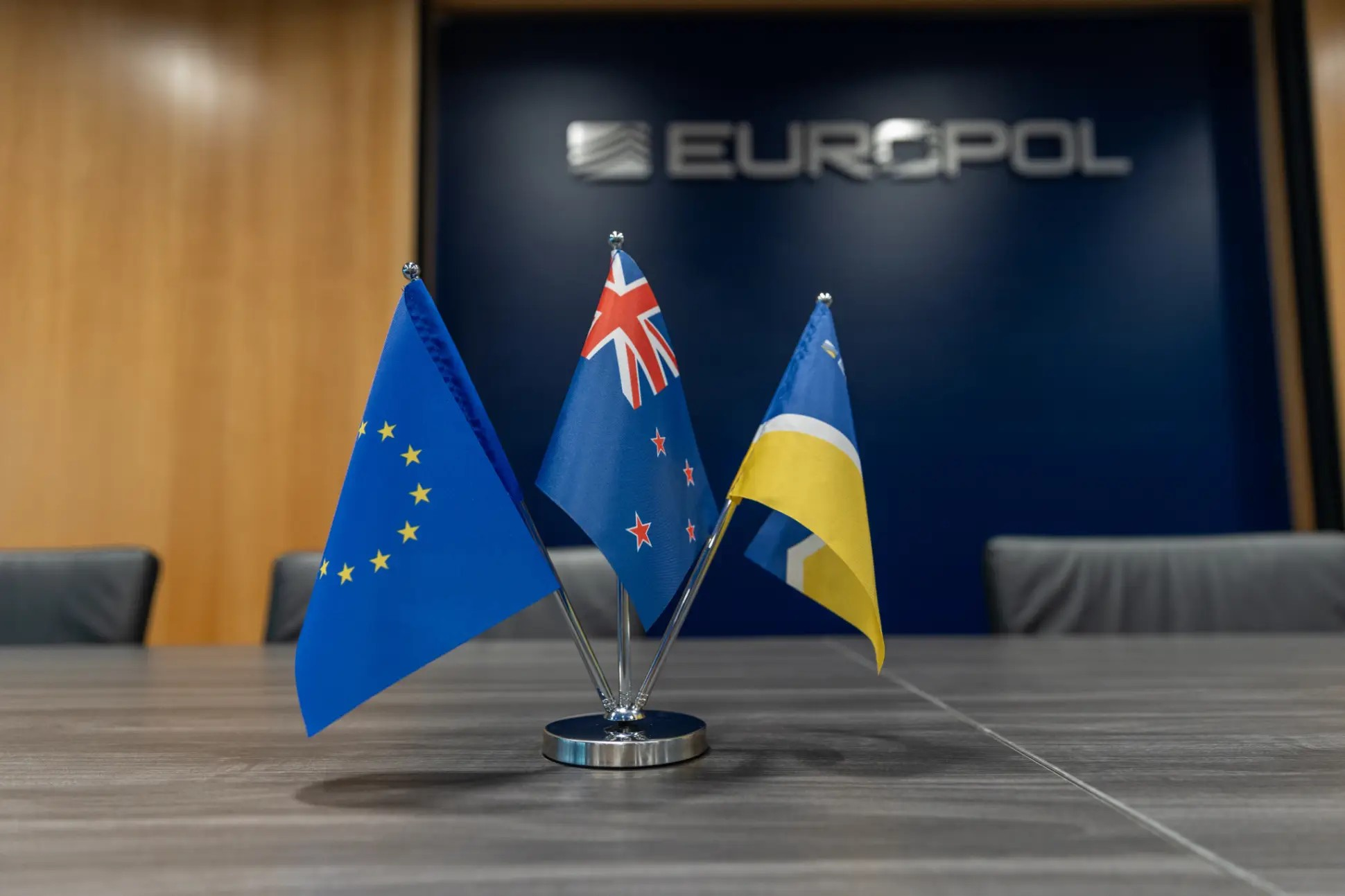 EU, UK