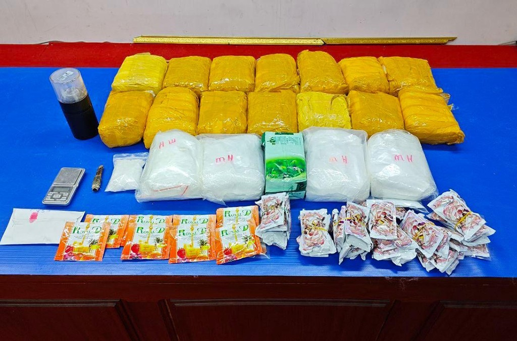 DRUGS INTERPOL (2)