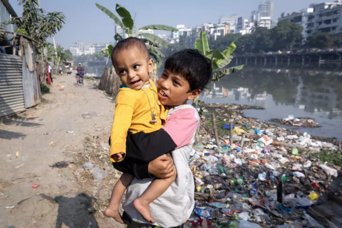 CHILDREN POOR